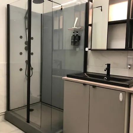 Baker's House Apartment *